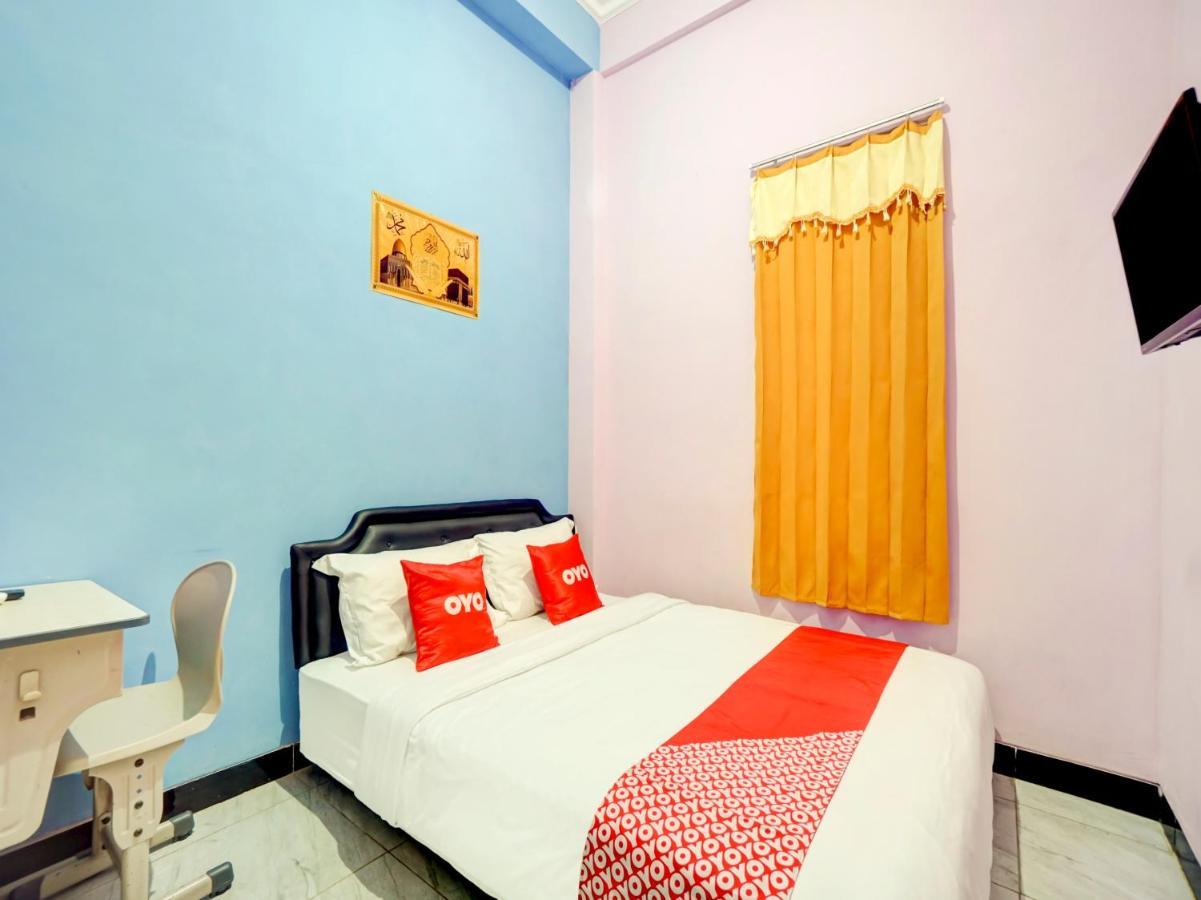 Oyo 3949 Griya Aisyah Syariah Malang