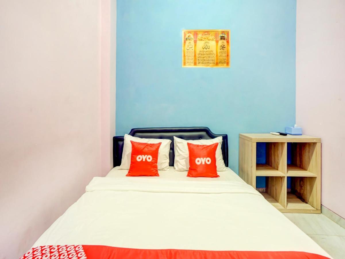 Oyo 3949 Griya Aisyah Syariah 2*